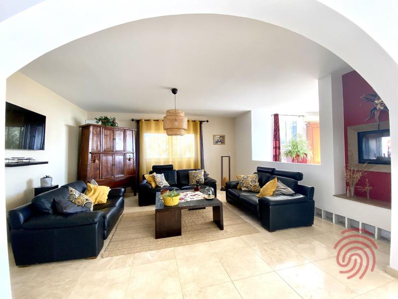 Maison d'architecte - 288 m² - 8 pièces