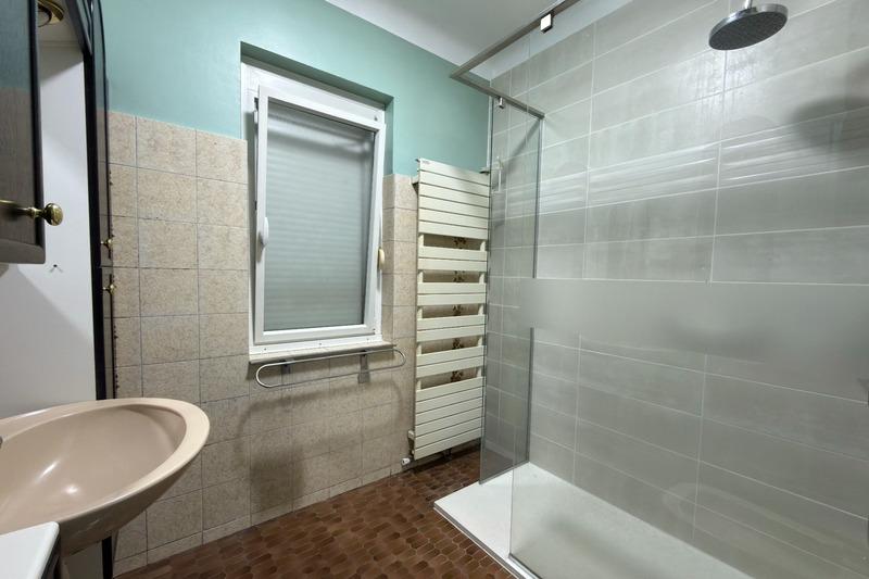 Maison - 371 m² - 15 pièces