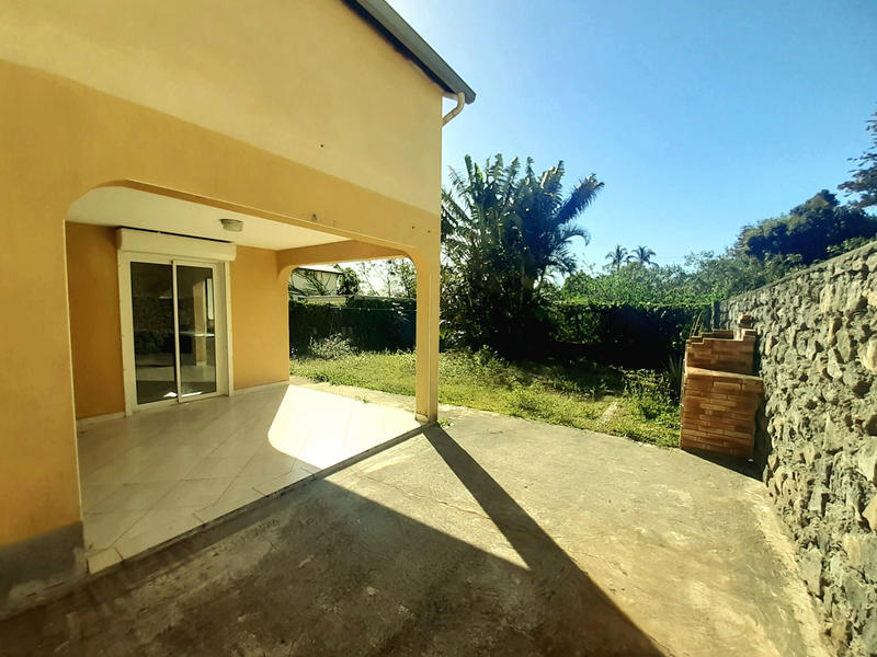 Villa - 102 m² - 6 pièces