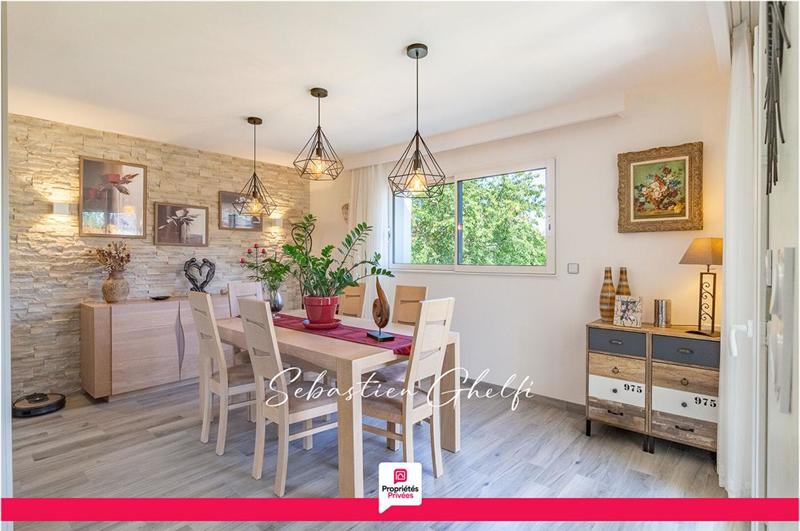 Maison - 149 m² - 6 pièces