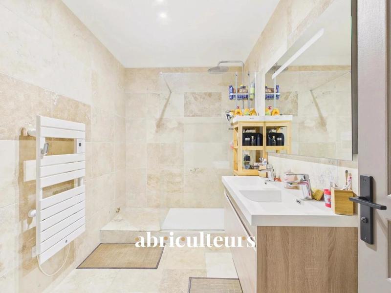 Appartement ancien - 95 m² - 3 pièces