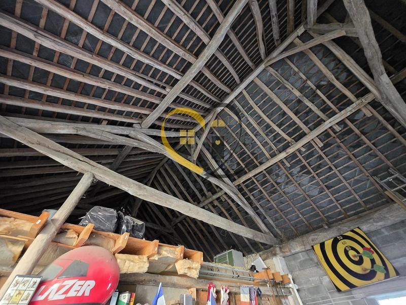 Immeuble mixte - 170 m² - 6 pièces