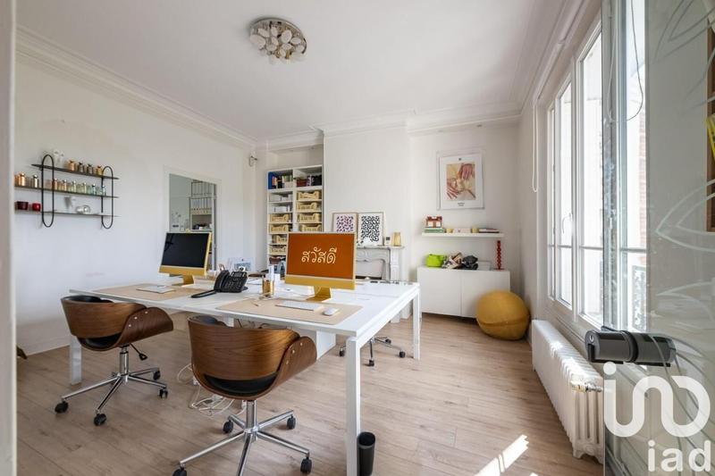 Maison - 370 m² - 17 pièces