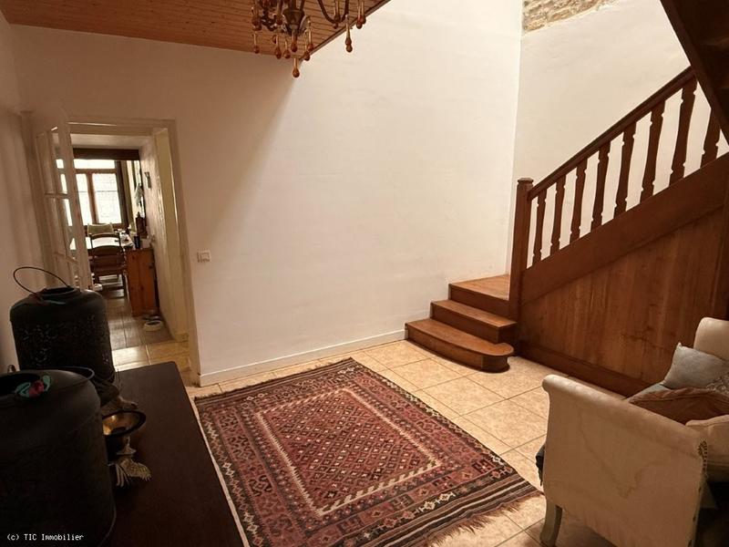 Maison de village - 392 m² - 10 pièces
