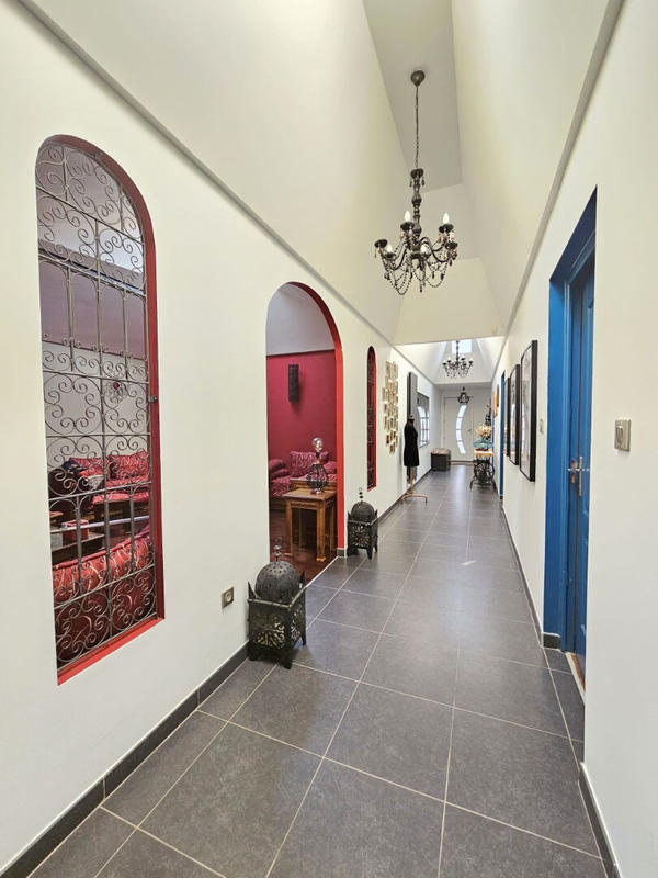 Loft - 224 m² - 5 pièces