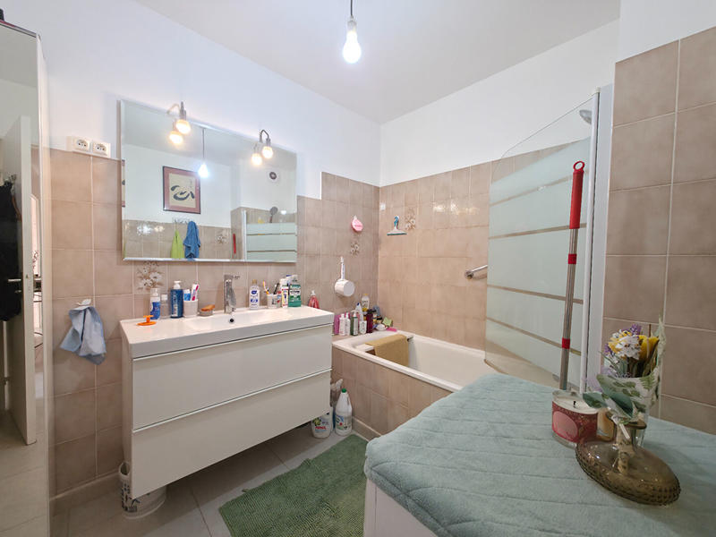 Appartement - 60 m² - 2 pièces