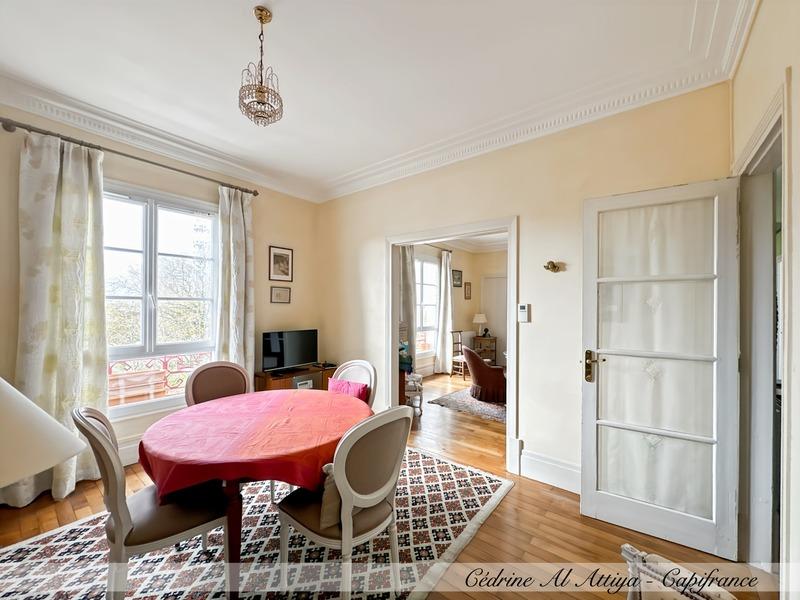 Appartement - 89 m² - 4 pièces