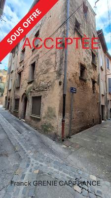 Maison - 99 m² - 4 pièces