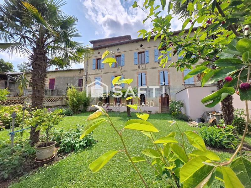 Maison - 177 m² - 8 pièces