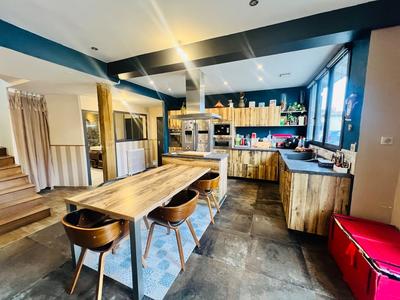 Maison de ville - 175 m² - 6 pièces