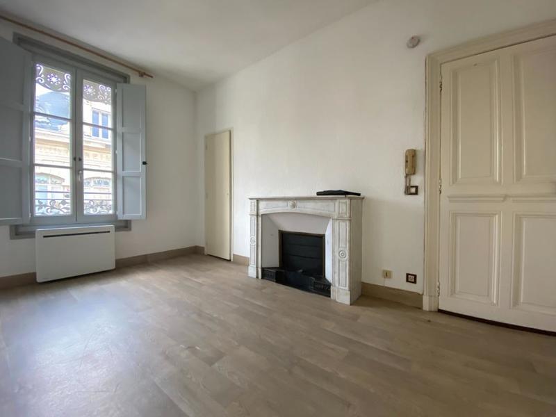 Studio - 21 m² - 1 pièce