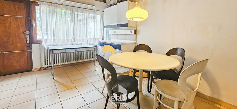 Maison - 190 m² - 8 pièces