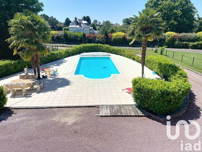 Maison - 281 m² - 10 pièces