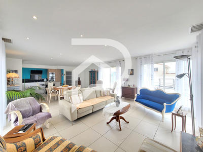 Maison - 128 m² - 5 pièces