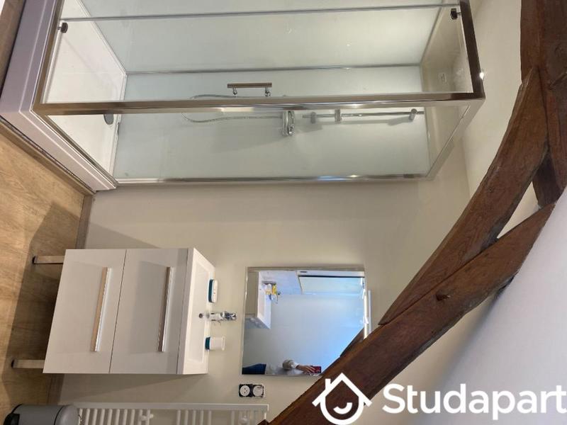 Chambre - 12 m² - 1 pièce