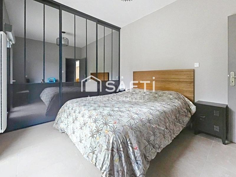 Maison - 180 m² - 7 pièces