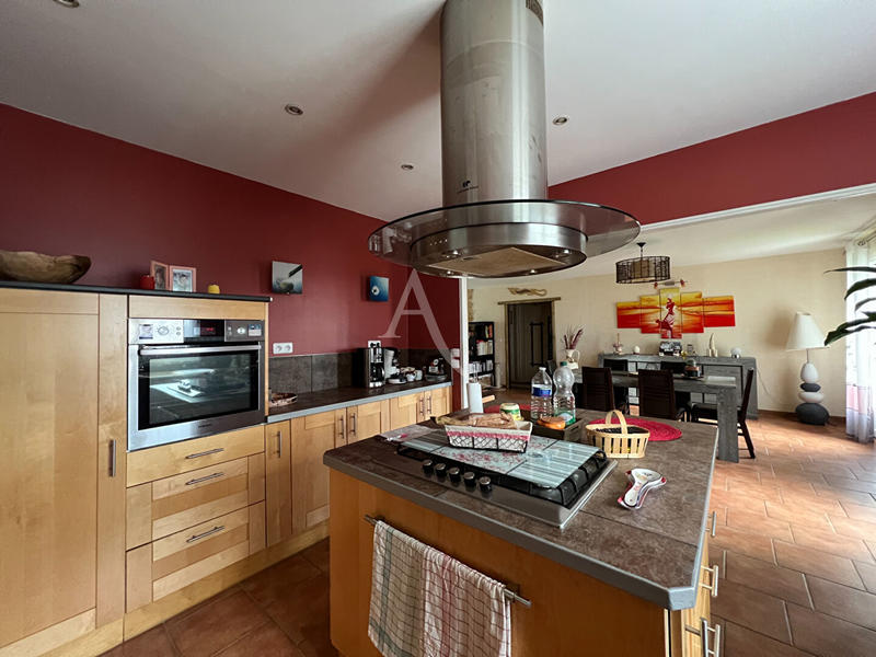 Maison - 135 m² - 5 pièces