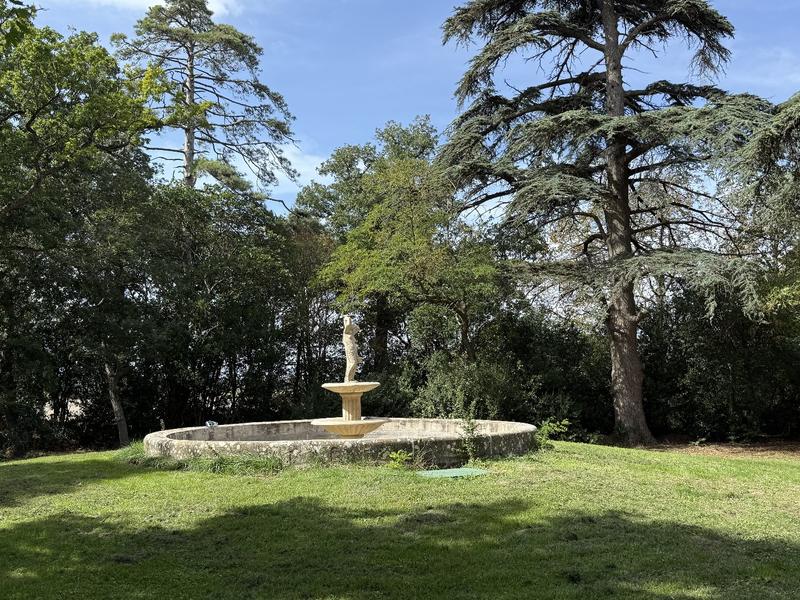 Maison de maîtres - 294 m² - 12 pièces