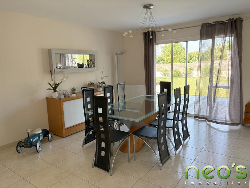 Maison - 141 m² - 7 pièces