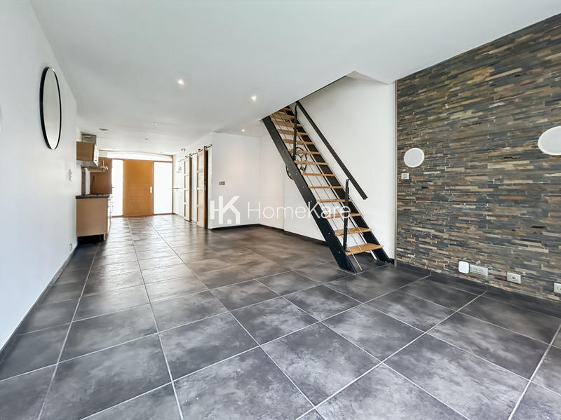 Maison - 85 m² - 3 pièces