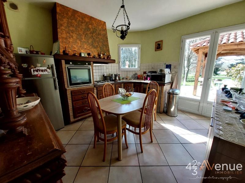 Maison - 170 m² - 7 pièces