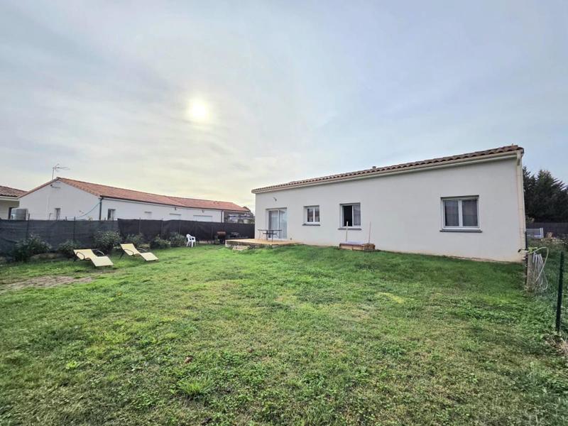 Maison - 95 m² - 4 pièces