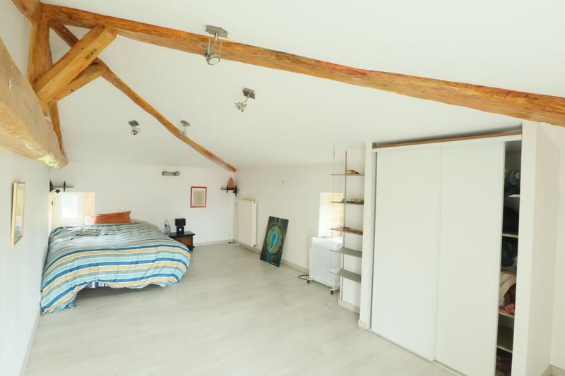 Maison - 294 m² - 10 pièces