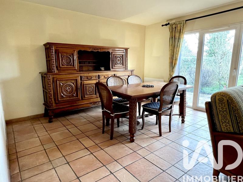 Maison - 94 m² - 6 pièces