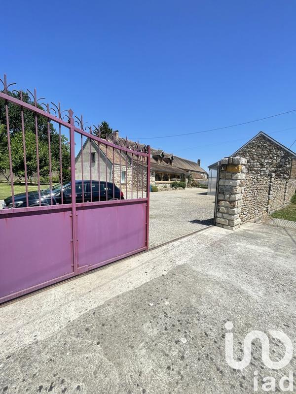 Maison - 208 m² - 7 pièces