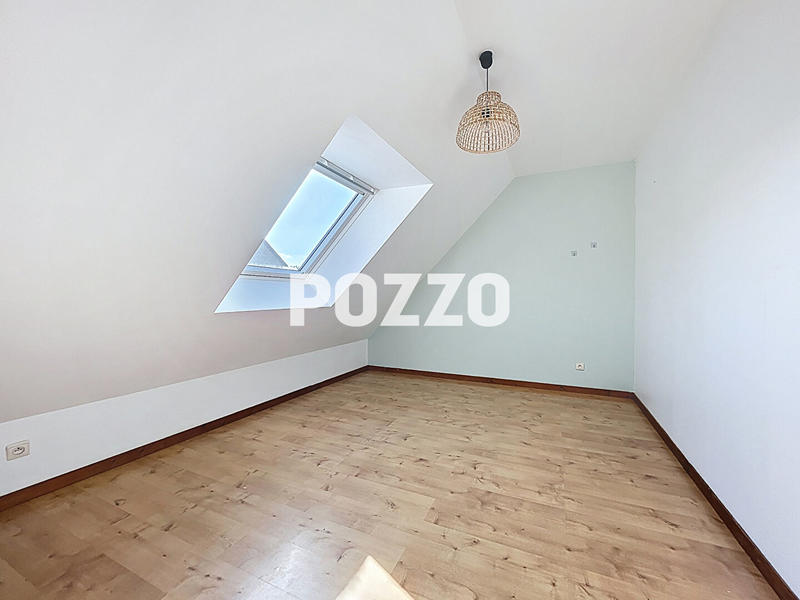 Maison - 102 m² - 5 pièces