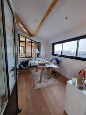 Bureau - 150 m² - 6 pièces