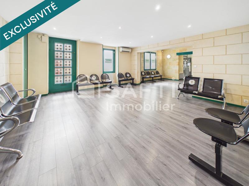 Local commercial - 182 m² - 9 pièces