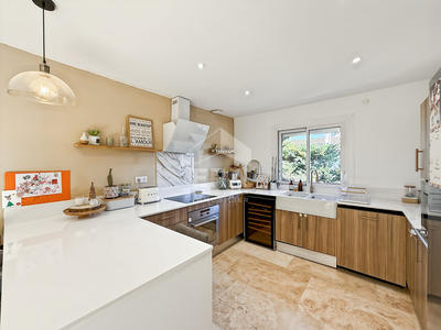 Maison - 94 m² - 4 pièces