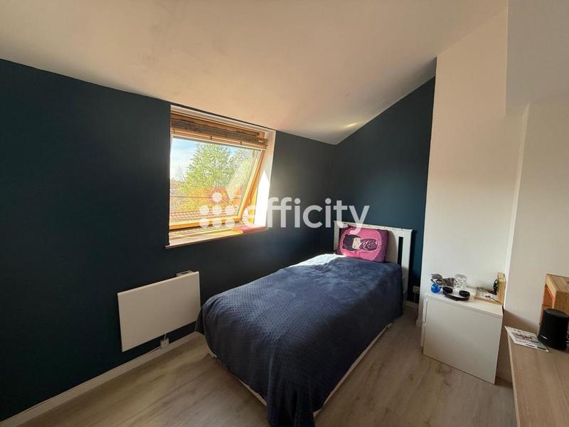 Maison - 80 m² - 5 pièces