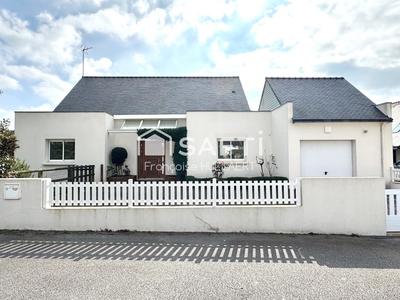 Maison - 104 m² - 4 pièces