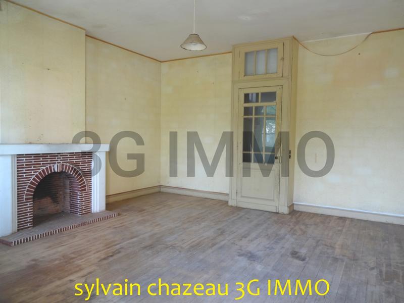 Maison - 241 m² - 7 pièces