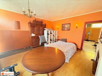 Maison - 142 m² - 10 pièces