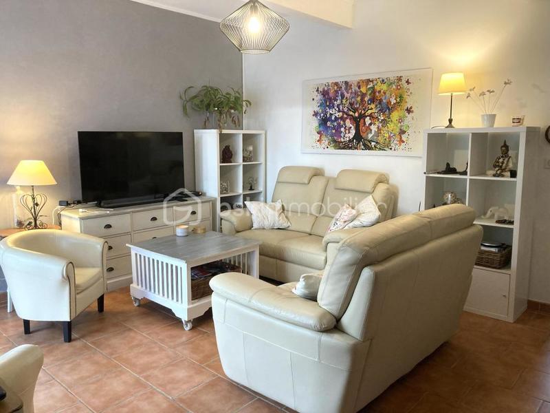 Maison traditionnelle - 104 m² - 5 pièces