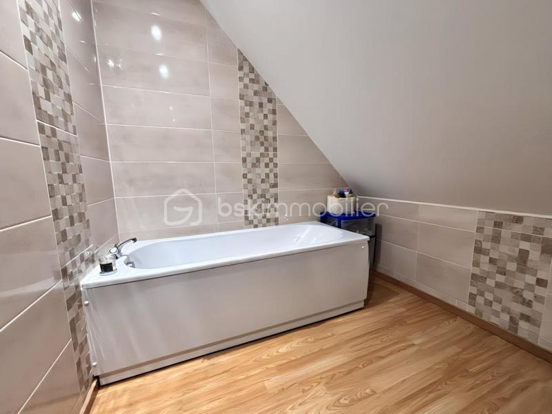 Pavillon - 100 m² - 5 pièces