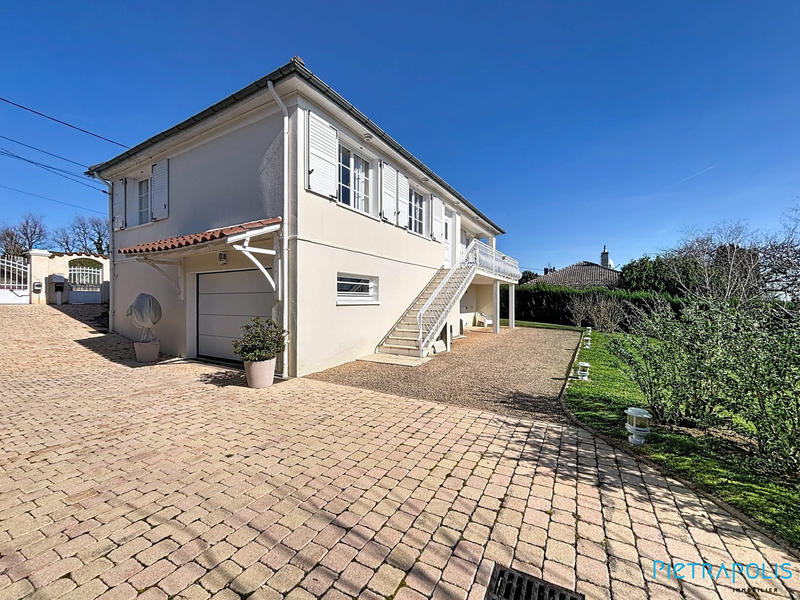 Maison - 85 m² - 5 pièces