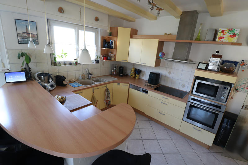 Maison - 244 m² - 8 pièces