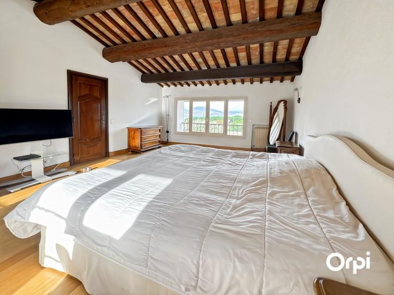 Villa - 180 m² - 4 pièces