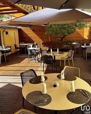 Local commercial - 200 m²