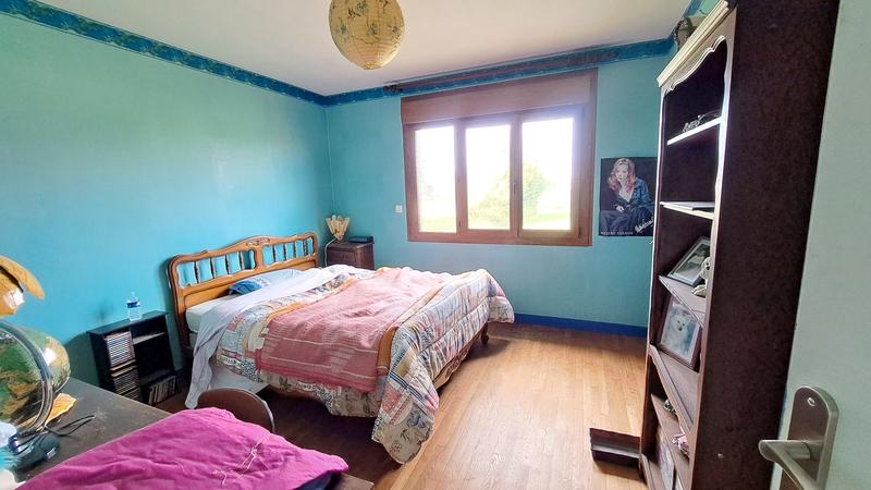 Maison - 168 m² - 10 pièces