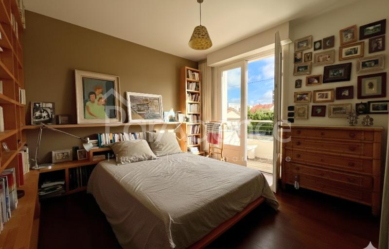 Appartement - 84 m² - 3 pièces