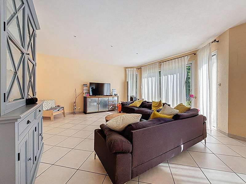 Maison - 175 m² - 8 pièces