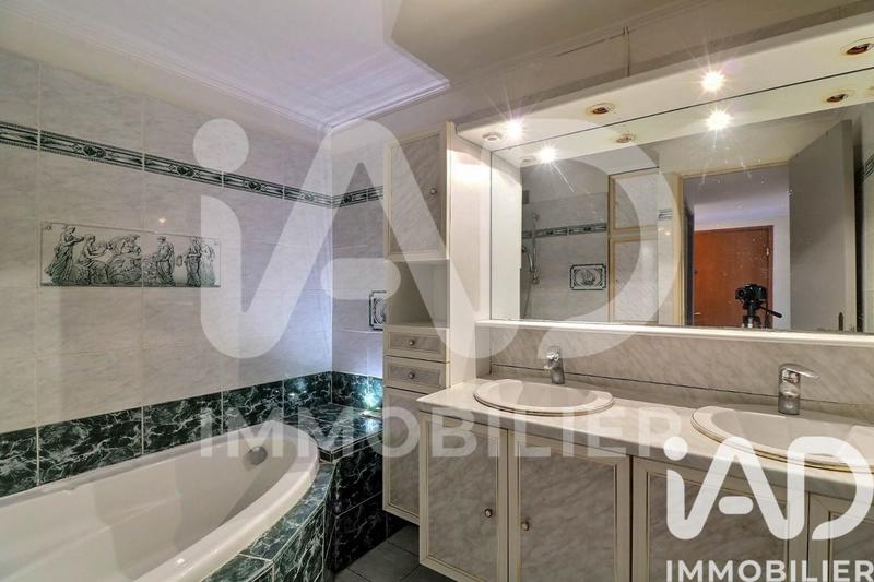 Appartement - 70 m² - 4 pièces