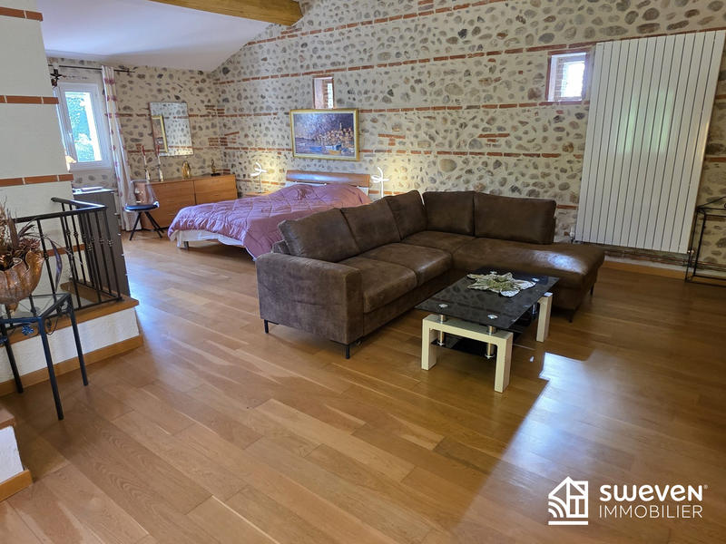 Mas - 360 m² - 10 pièces