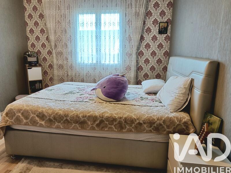 Maison - 104 m² - 4 pièces