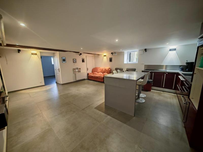 Maison - 150 m² - 5 pièces